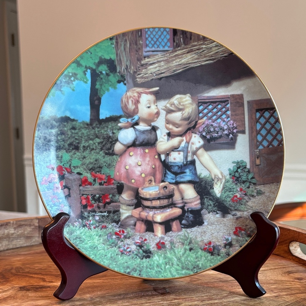 Hummel “Squeaky Clean” collector’s plate